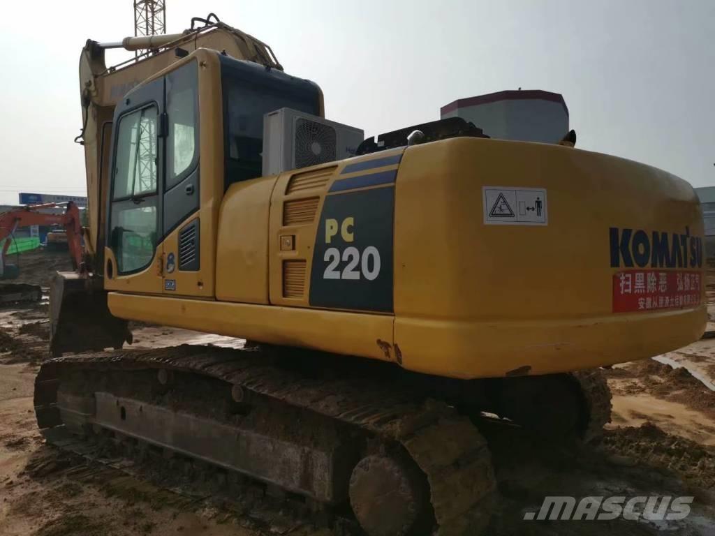 Komatsu PC 220-8 Paletli ekskavatörler