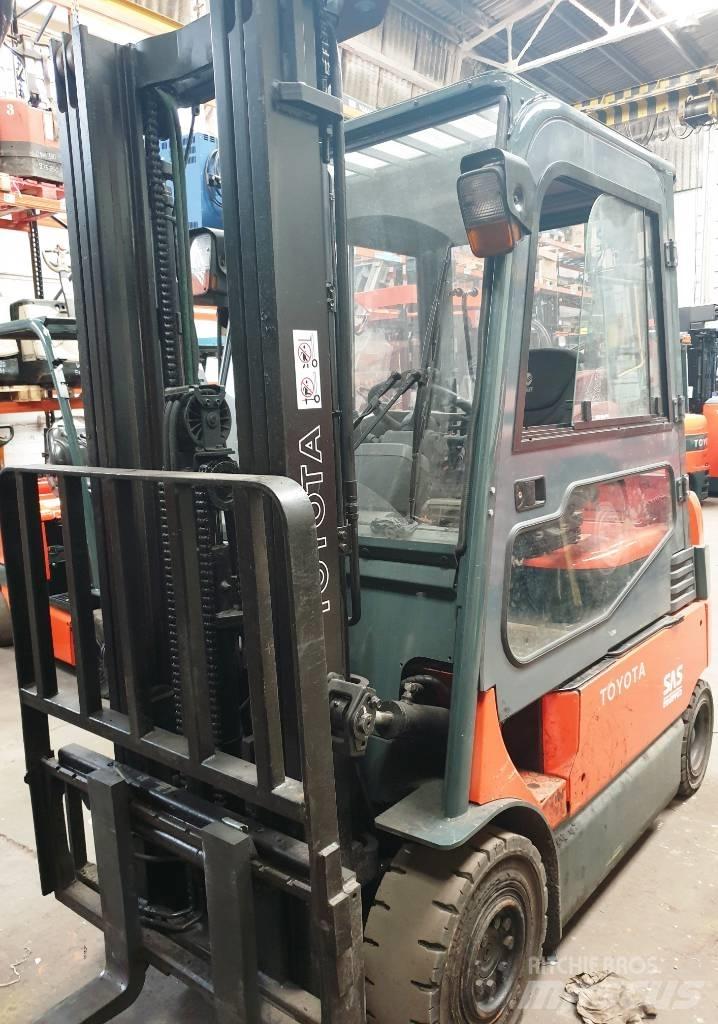 Toyota 7 FBMF 25 Elektrikli forkliftler