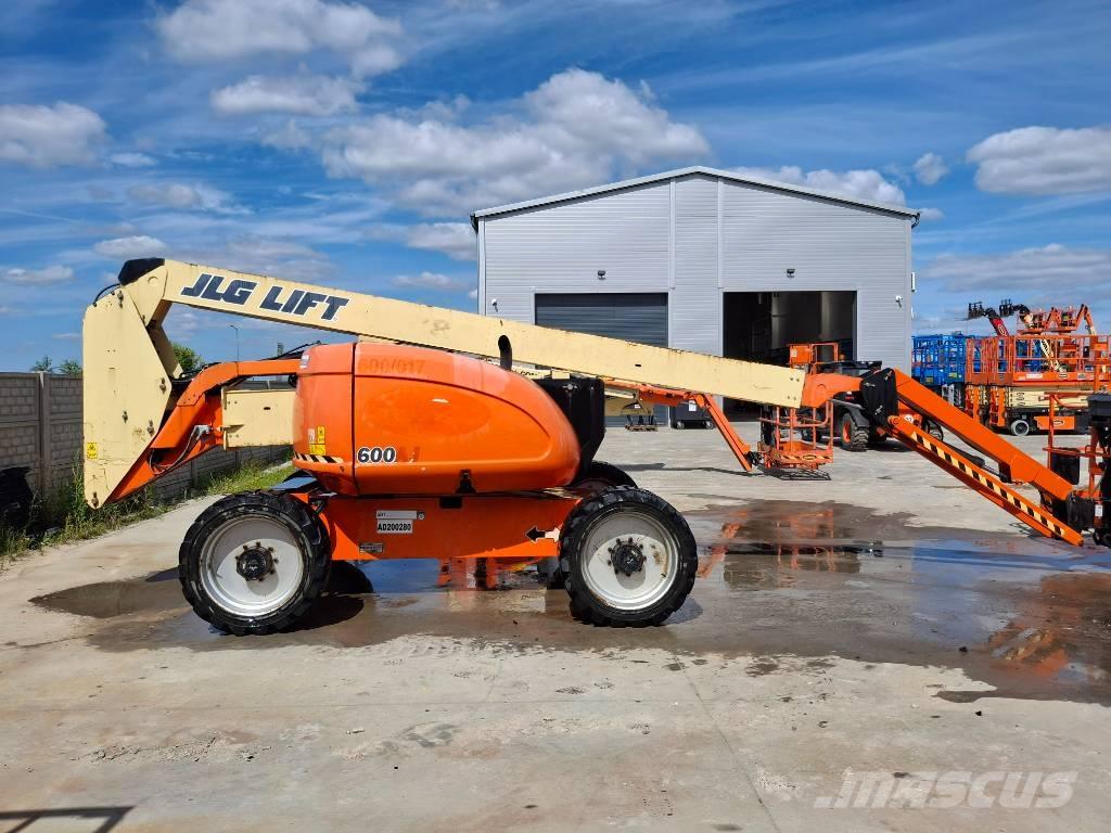 JLG 600AJ Körüklü personel platformları