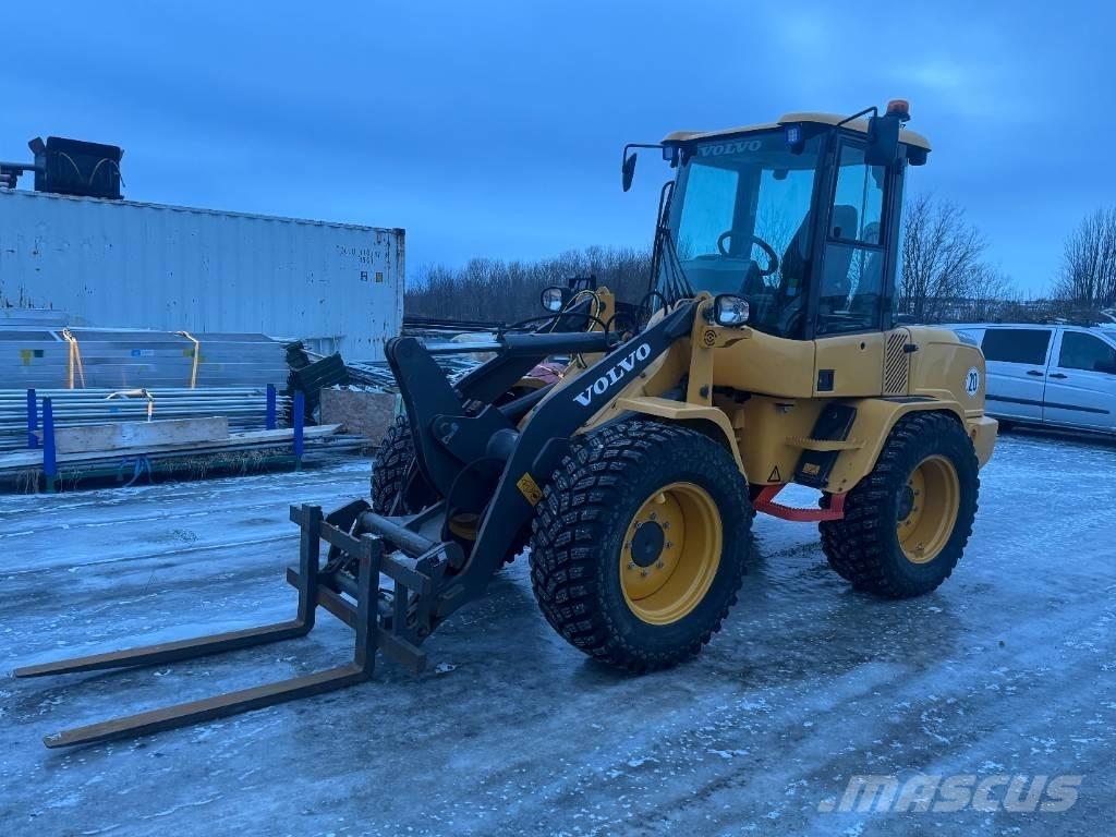 Volvo L 30 G Tekerlekli yükleyiciler