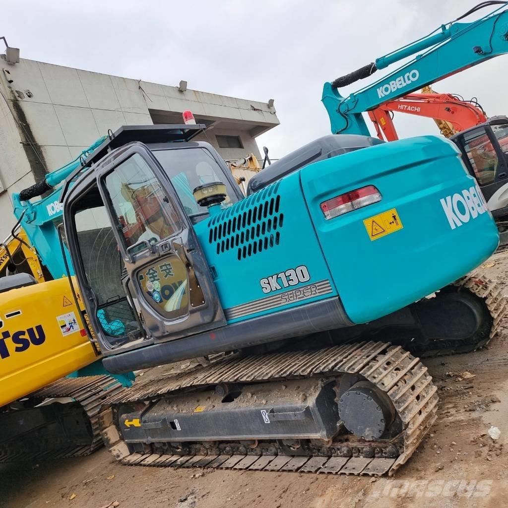 Kobelco SK 130 SR Paletli ekskavatörler