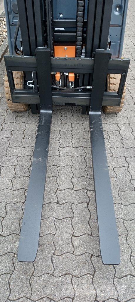 Toyota 8FBM16T Elektrikli forkliftler