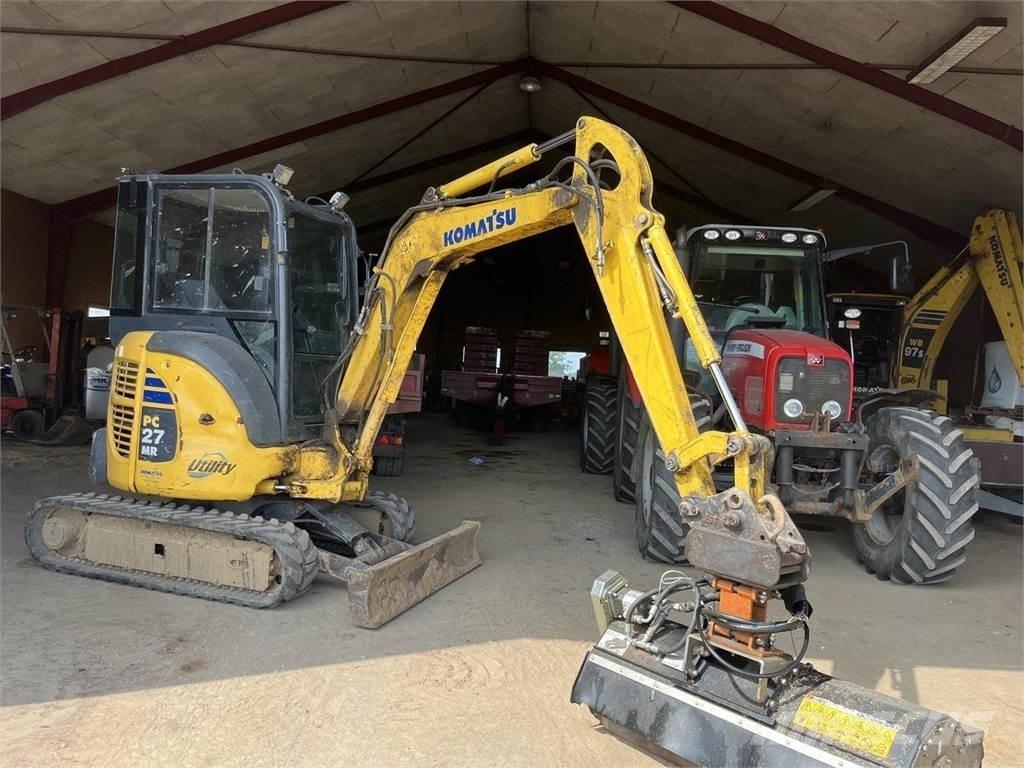 Komatsu PC27MR-2 Lastik tekerli ekskavatörler