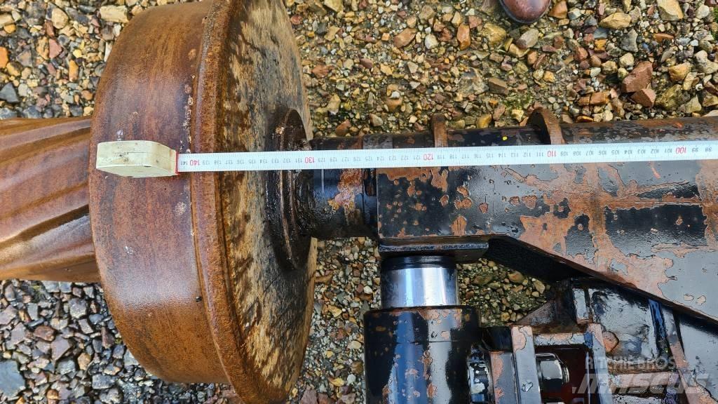 Geismar KGT/V Lastik tekerli ekskavatörler