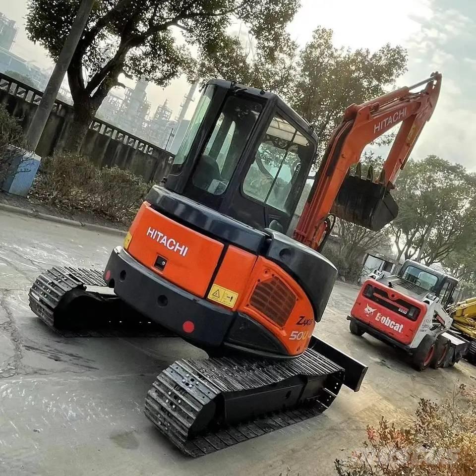 Hitachi ZX50U Mini ekskavatörler, 7 tona dek