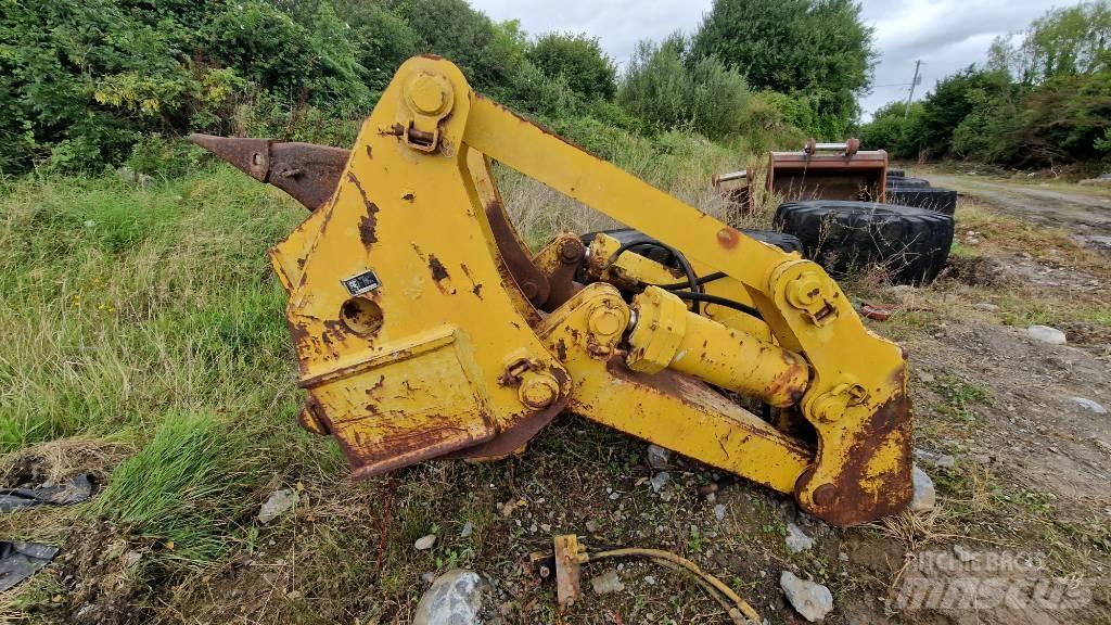 Komatsu D85 Saseler