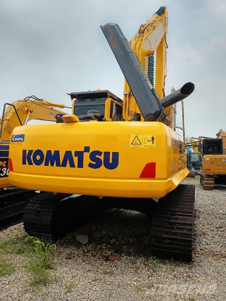 Komatsu PC 220-8 Paletli ekskavatörler