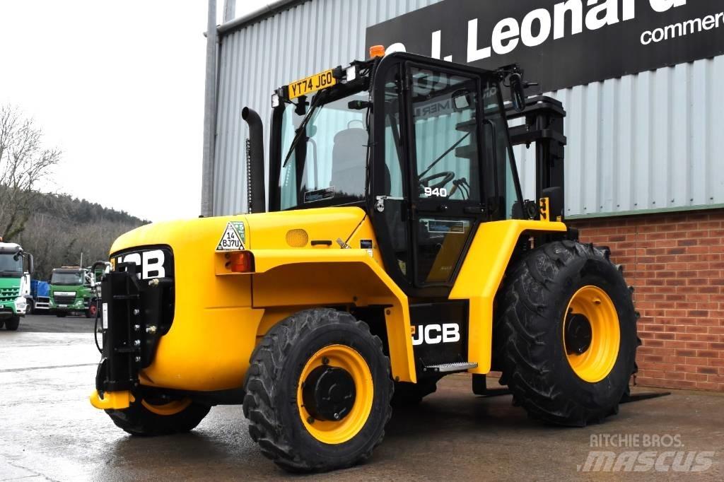 JCB 940 Arazi tipi forklift
