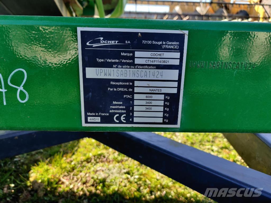 John Deere T670i Biçerdöverler