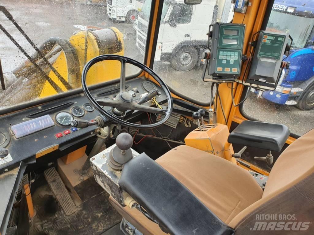Ljungby 2240 Tekerlekli yükleyiciler