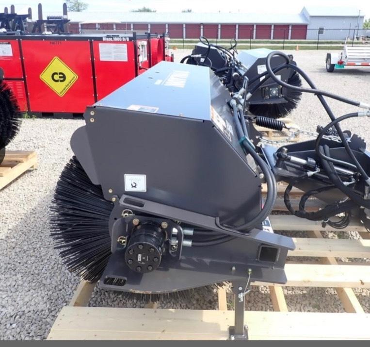 Sweepster 220 84” Süpürgeler