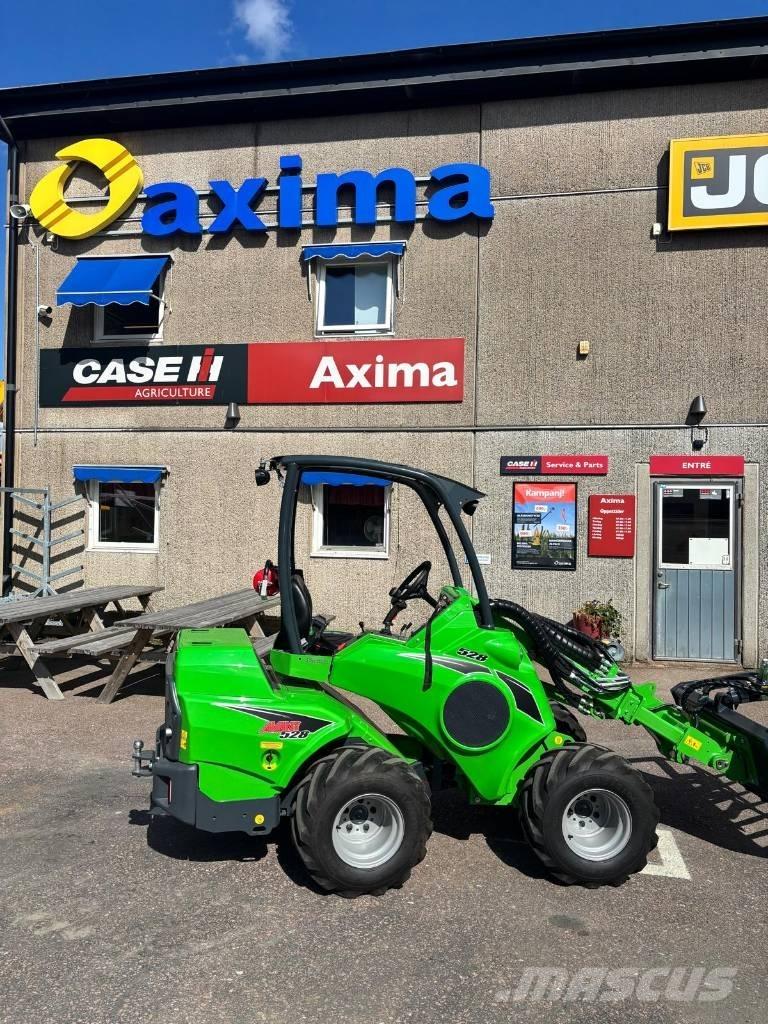 Avant 528 Skid steer loderler