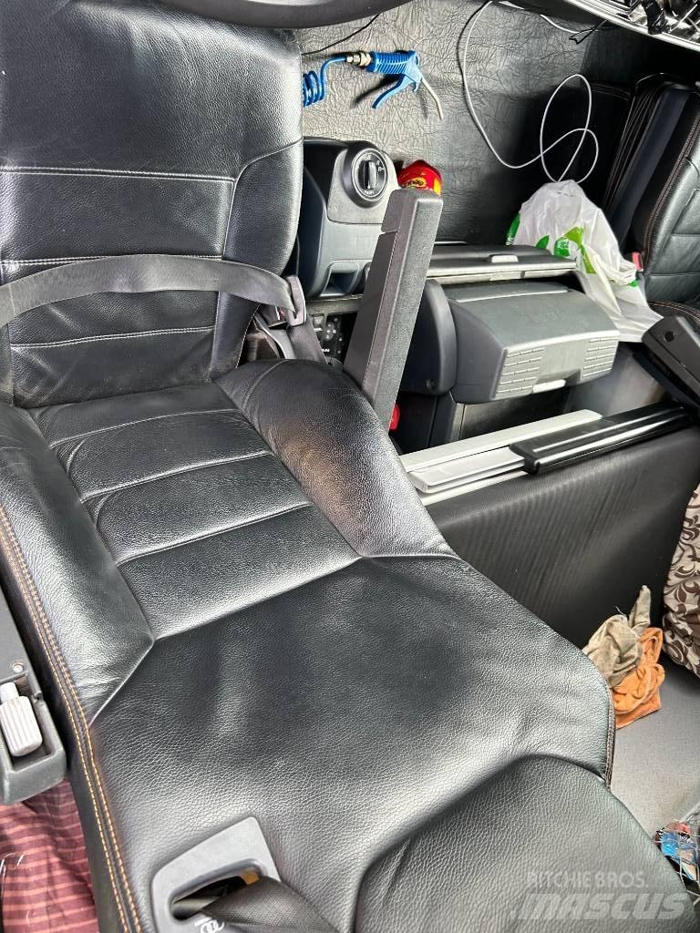 MAN TGX 18.480 XLX Çekiciler