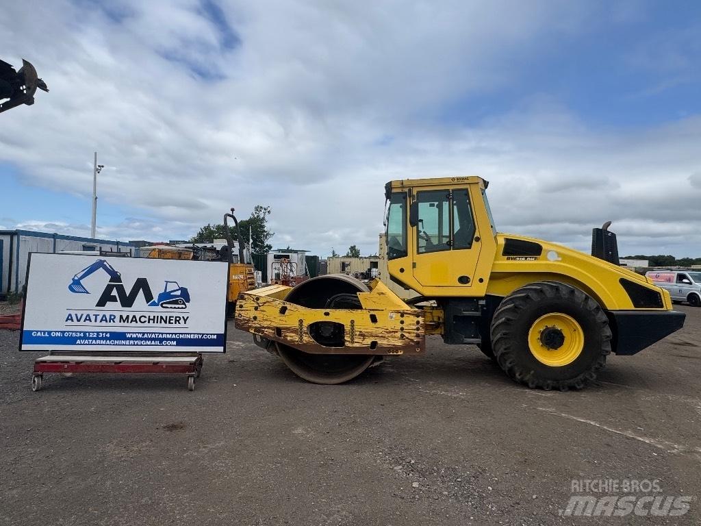 Bomag BW 216 D H-4 Tek tamburlu silindirler