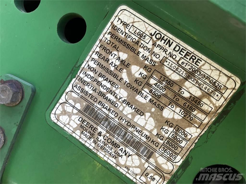 John Deere 6215R Traktörler