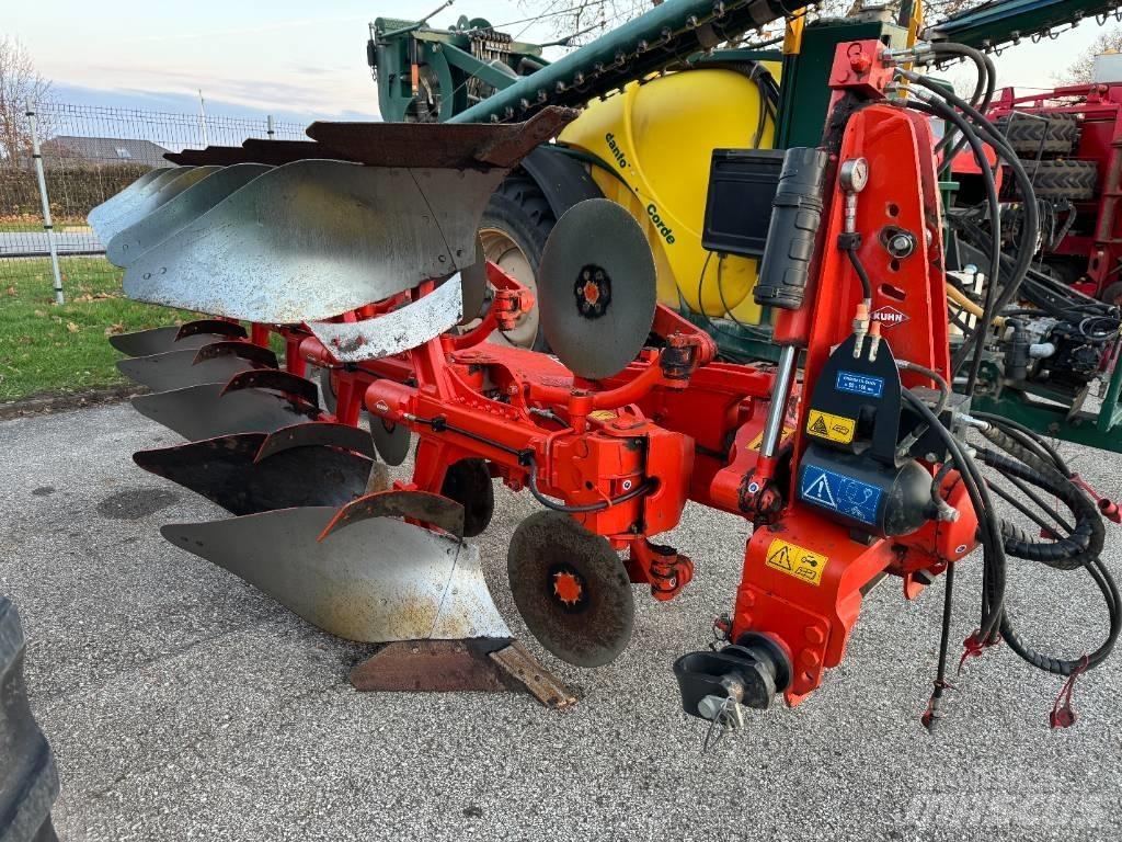 Kuhn Vari-Master 123 Döner pulluklar