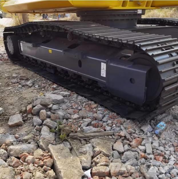 Komatsu PC220-8 Paletli ekskavatörler