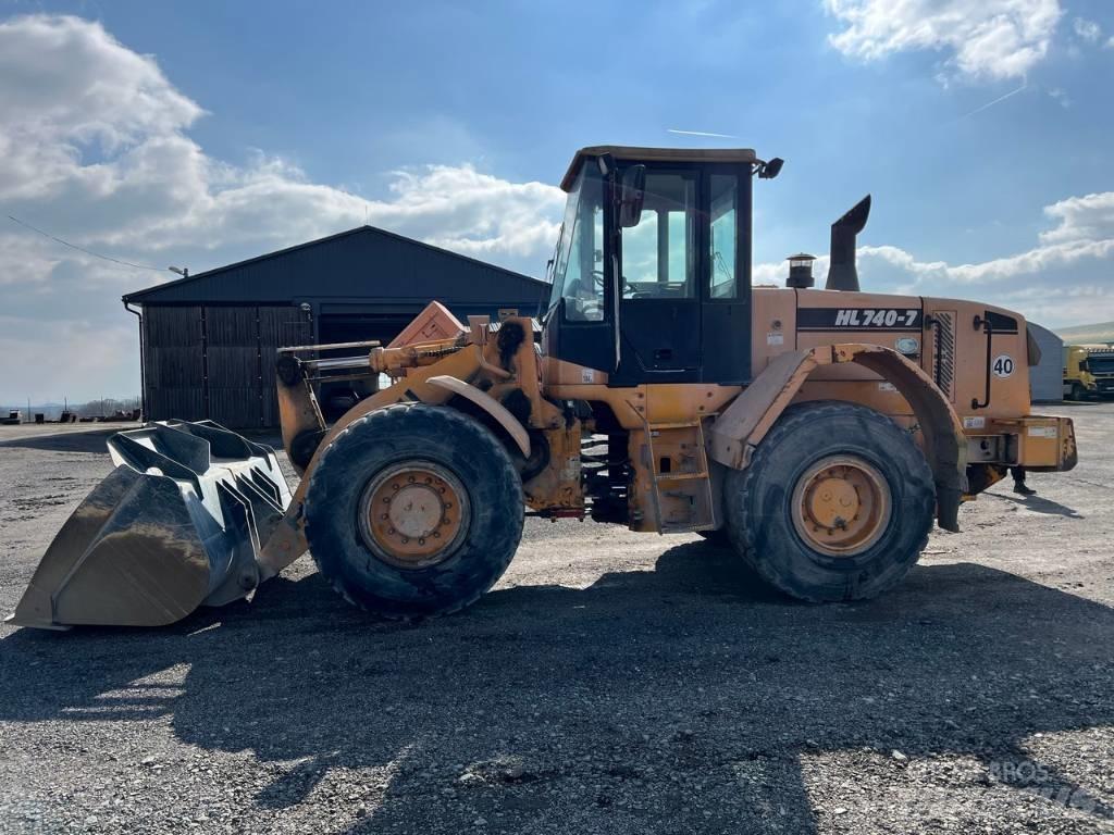 Hyundai HL 740-7 A Tekerlekli yükleyiciler