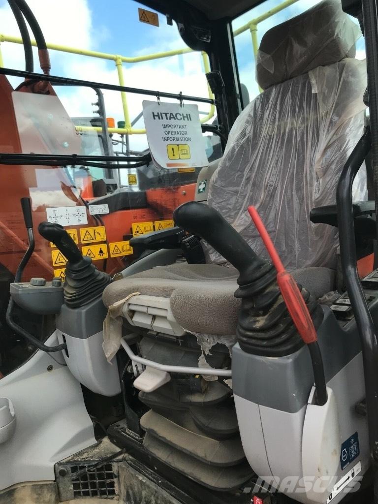 Hitachi ZX 135 US-6 Paletli ekskavatörler