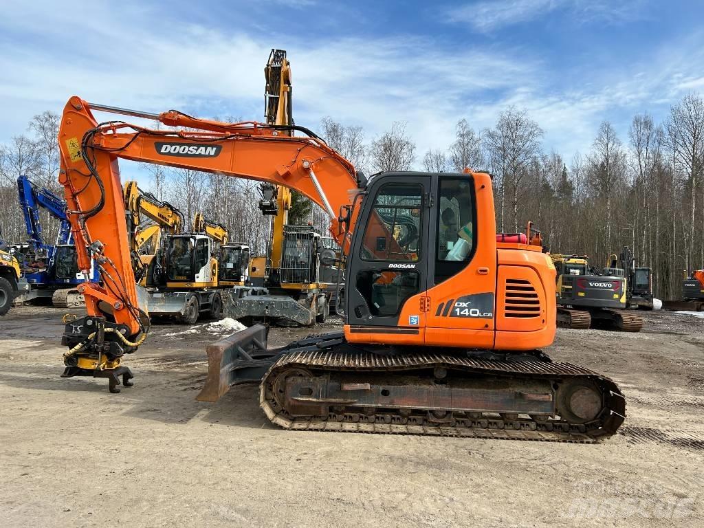 Doosan DX 140 LCR-3 Paletli ekskavatörler
