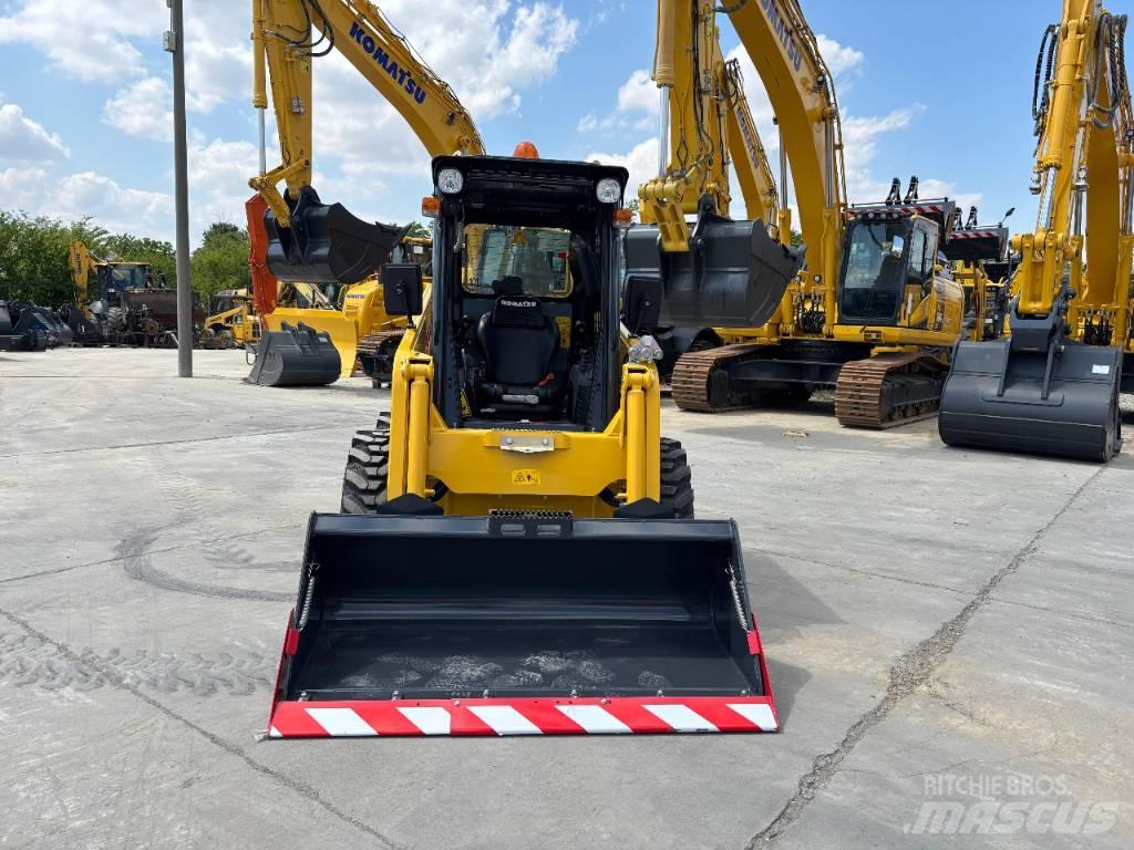 Komatsu SK 715-8 Skid steer loderler
