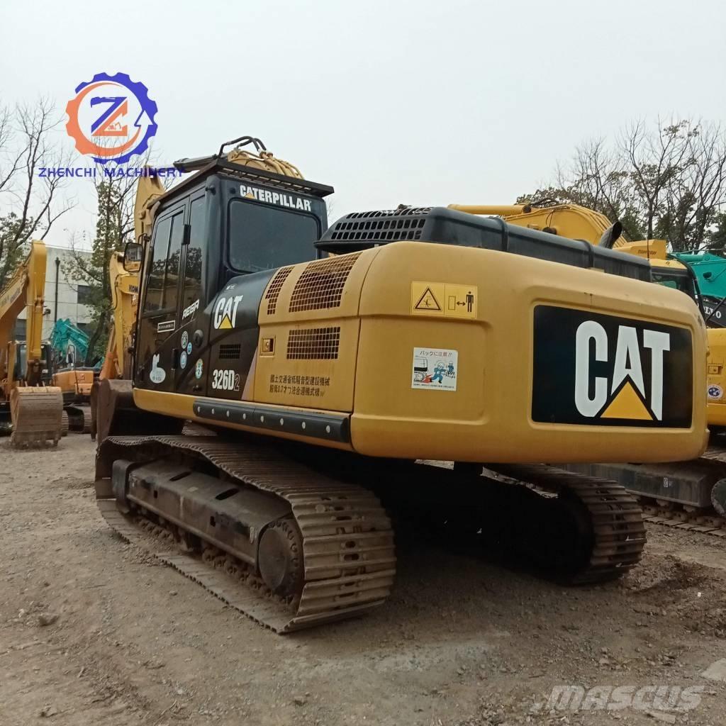 CAT 326 D Paletli ekskavatörler