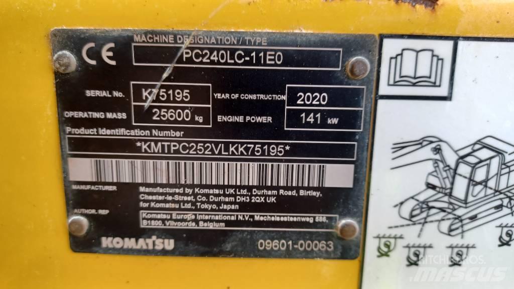 Komatsu PC240LC-11 Paletli ekskavatörler