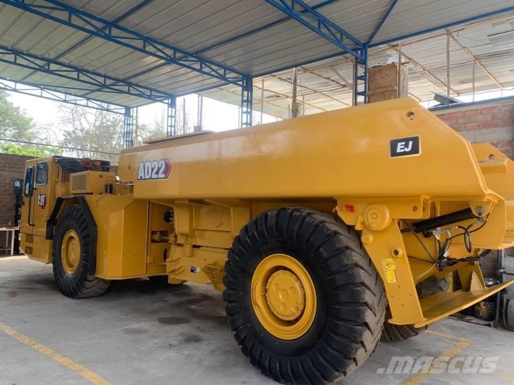 CAT AD 22 Damperli kamyonlar