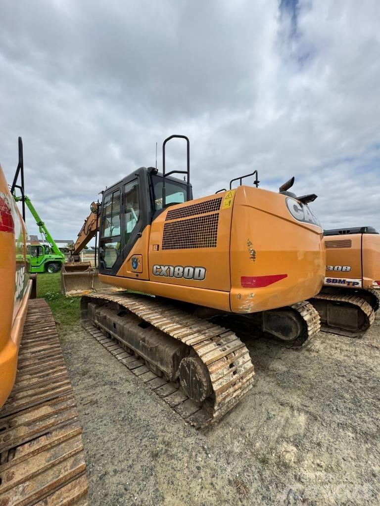 CASE CX 180 D Paletli ekskavatörler