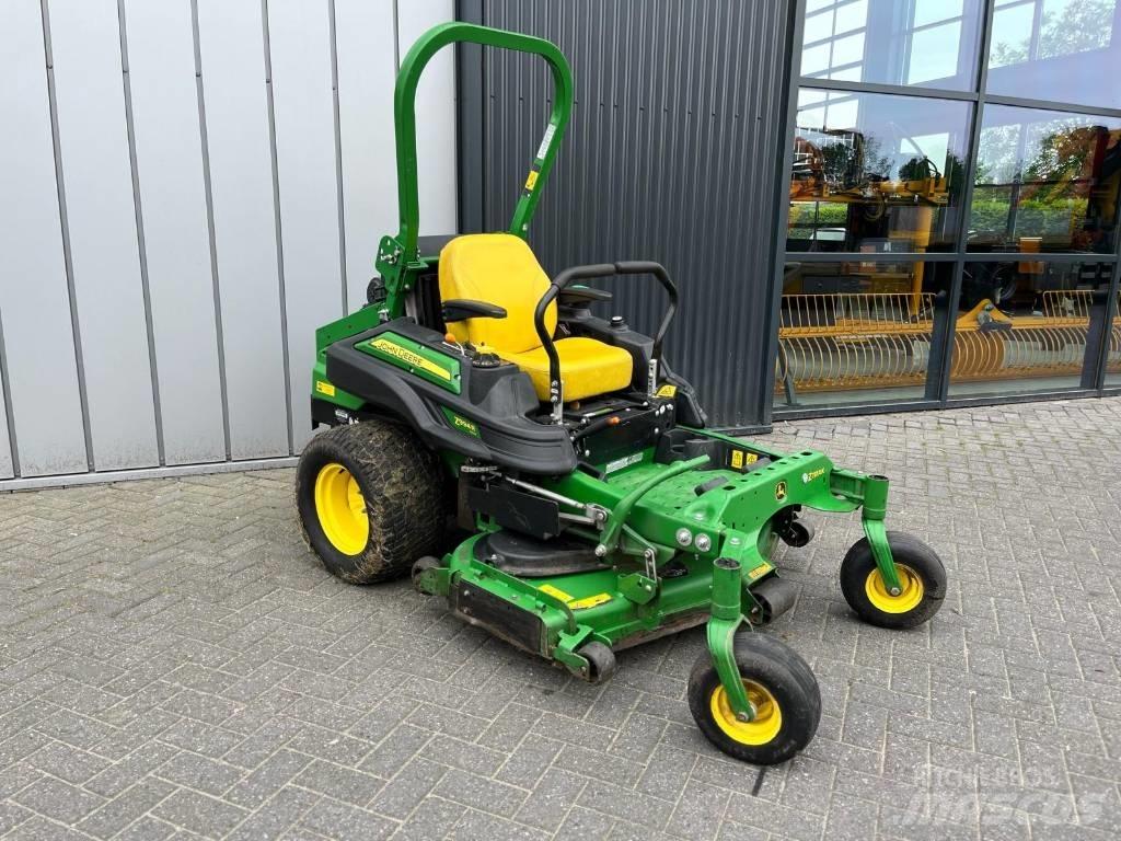 John Deere Z994R Sıfır dönüşlü çim biçme makineleri