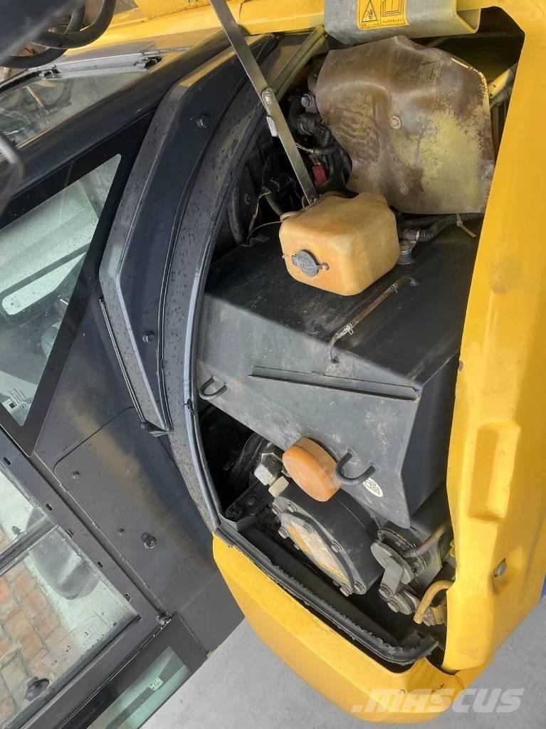 Komatsu PC 40 MR-2 Paletli ekskavatörler