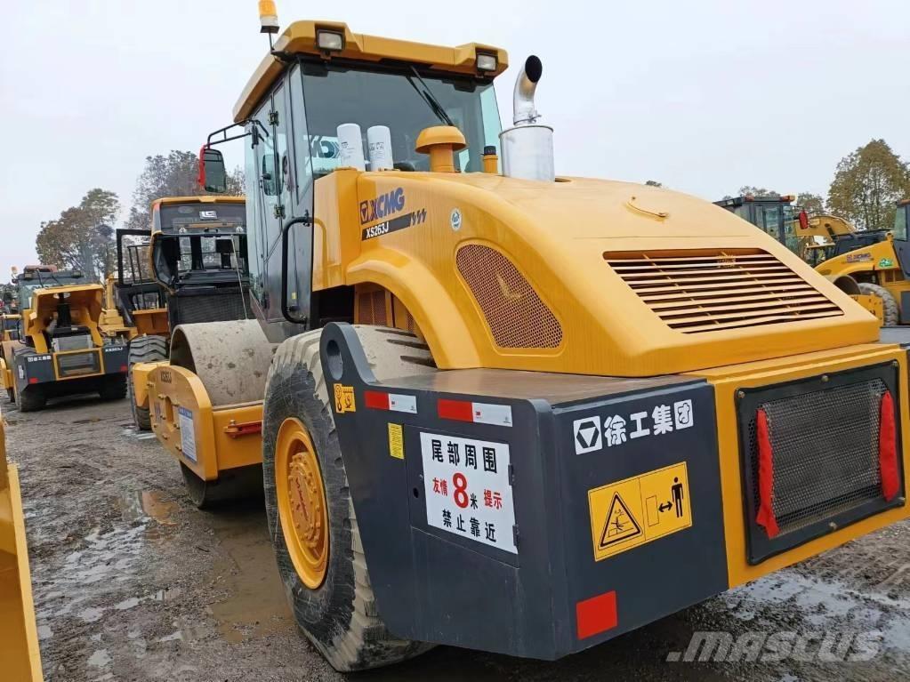 XCMG XC263J Tek tamburlu silindirler