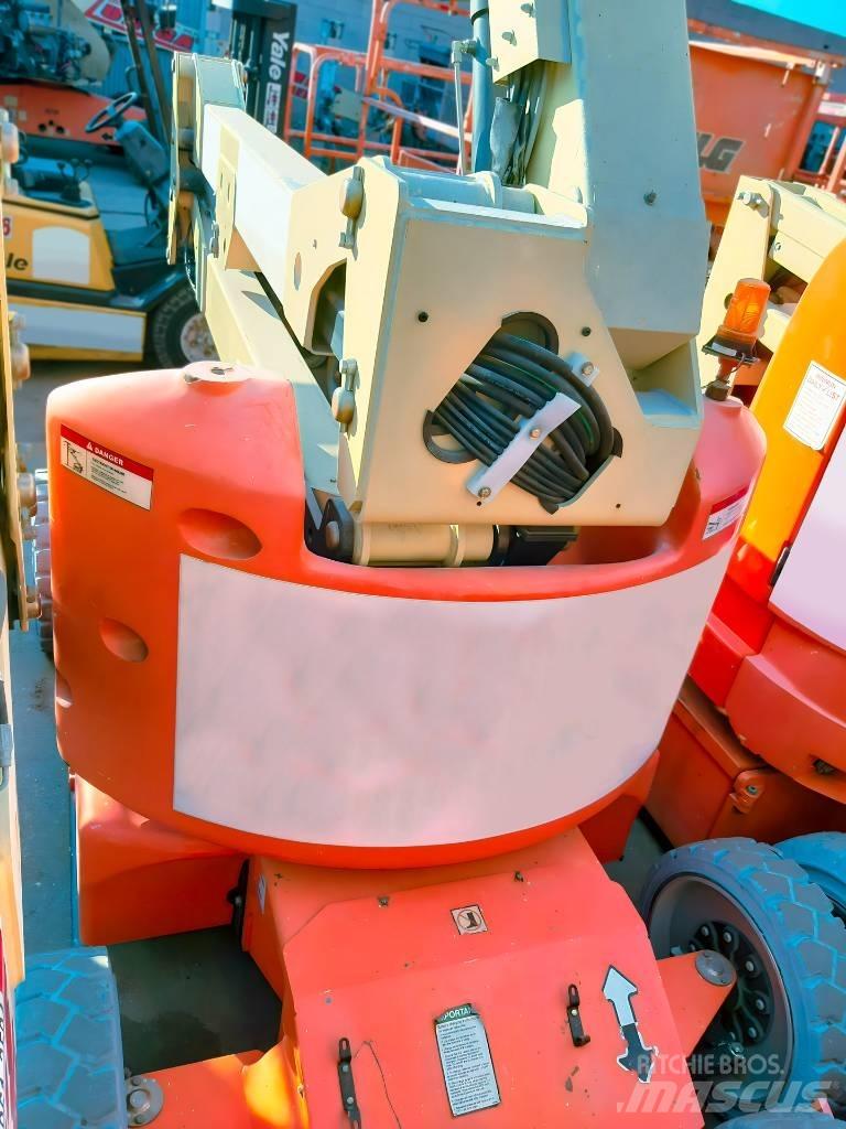 JLG E 450 A Körüklü personel platformları