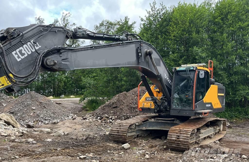 Volvo EC 300 EL Paletli ekskavatörler