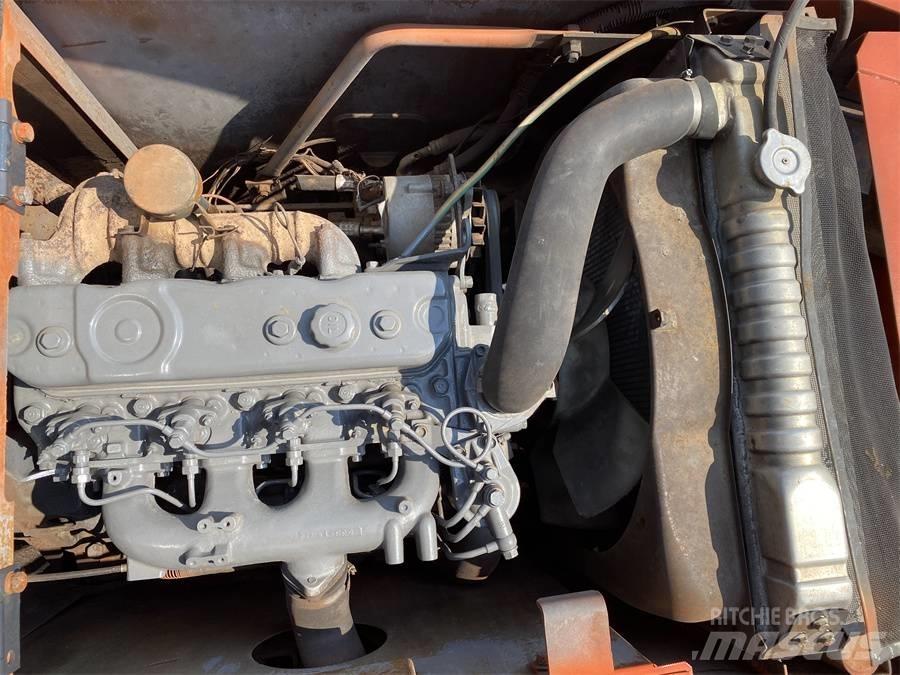 Hitachi EX 100 G-3 Paletli ekskavatörler