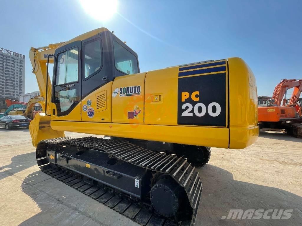 Komatsu PC 200-7 Paletli ekskavatörler