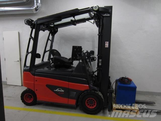 Linde E25R Elektrikli forkliftler