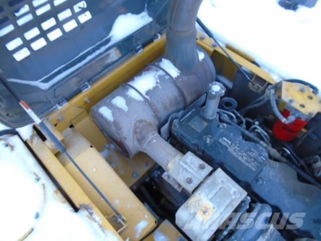 Komatsu PC 200 LC-8 Paletli ekskavatörler