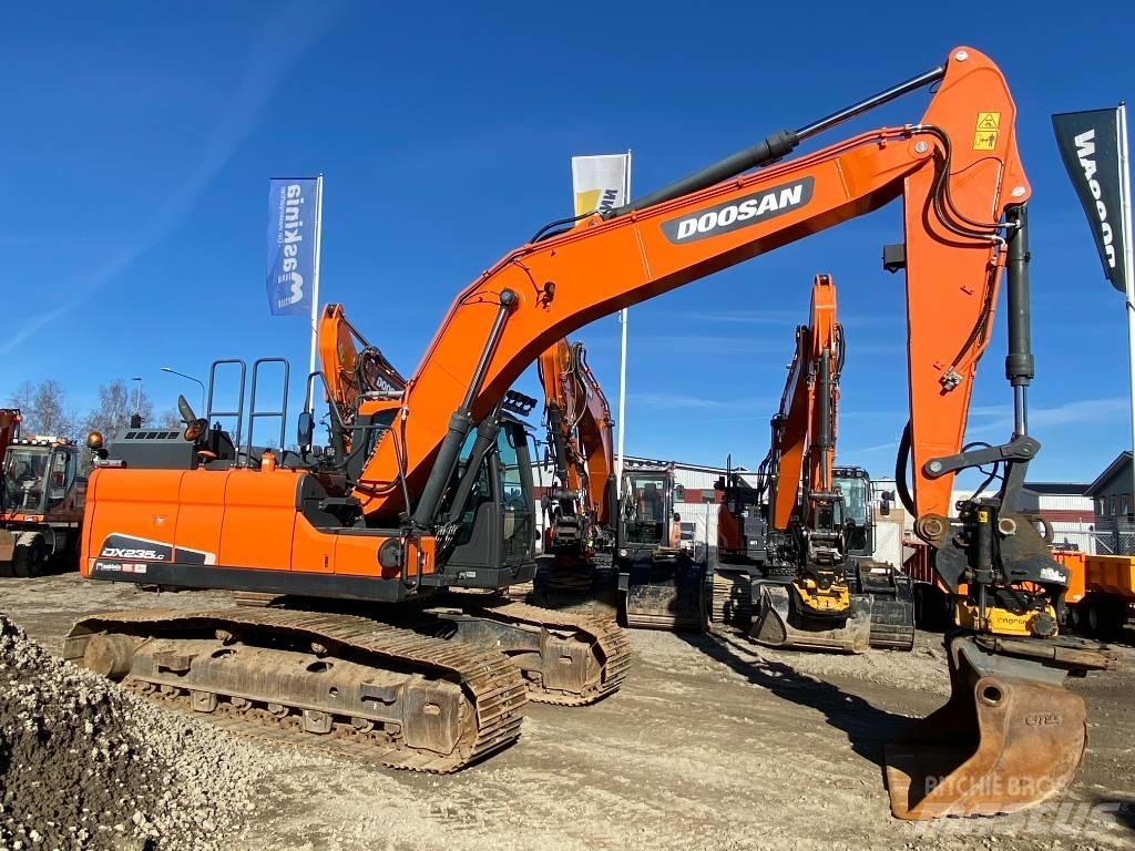 Doosan DX 235 LC-5 Paletli ekskavatörler