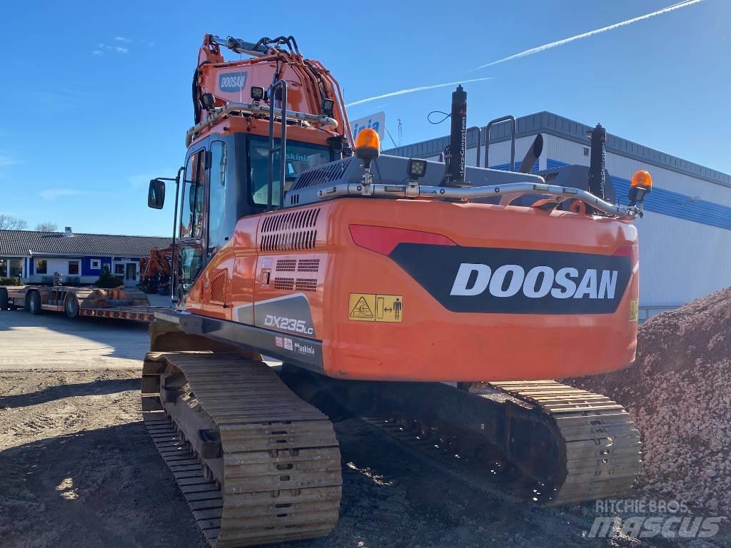 Doosan DX 235 LC-5 Paletli ekskavatörler