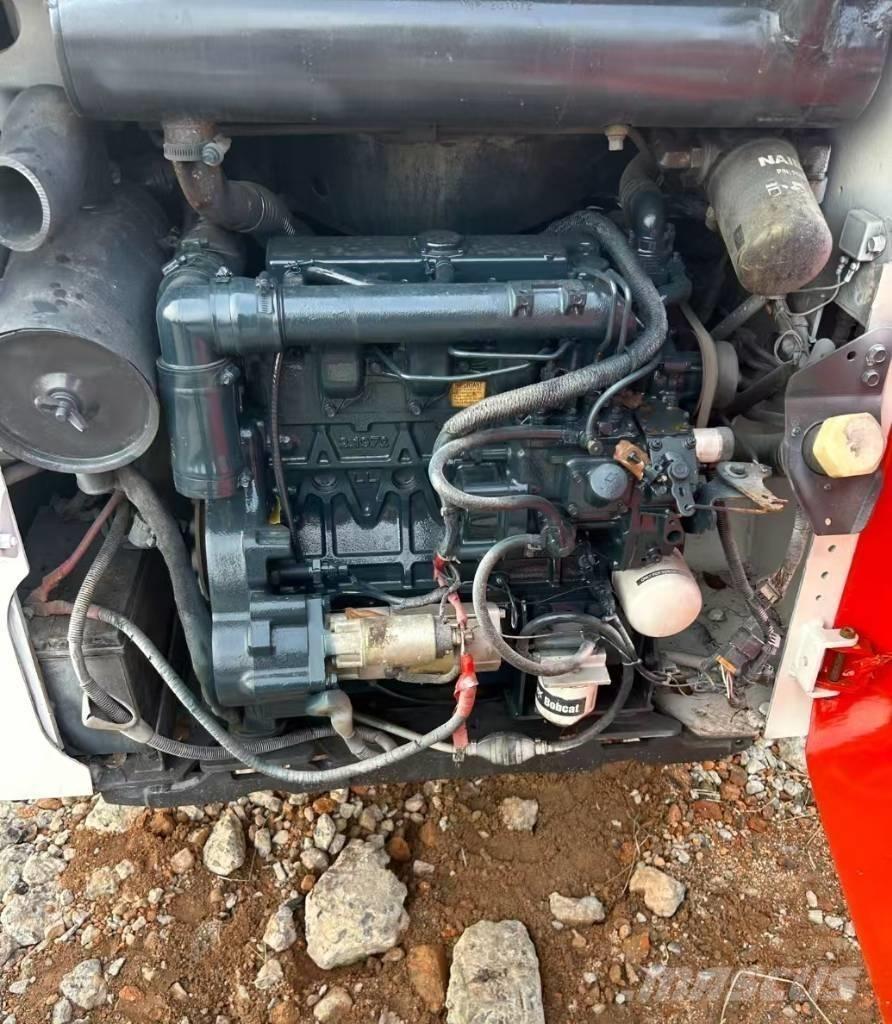 Bobcat S 130 Skid steer loderler