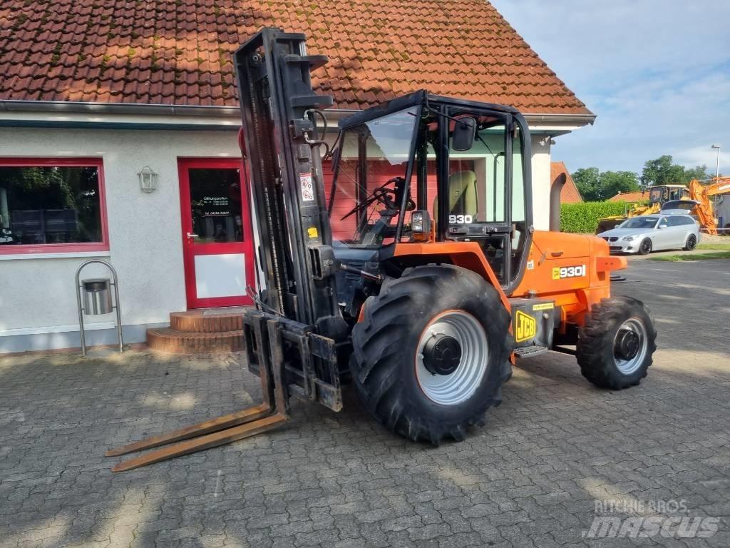 JCB 930-4 Arazi tipi forklift