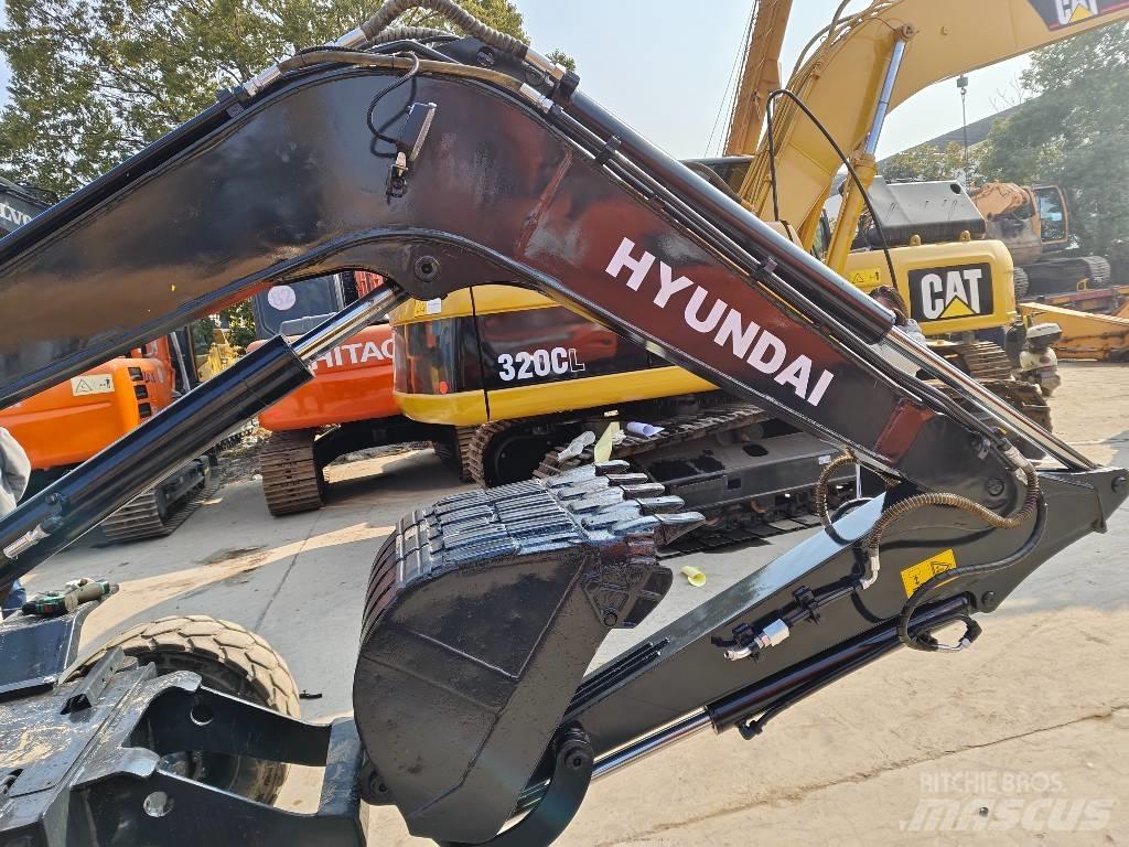 Hyundai 60W-9 Lastik tekerli ekskavatörler