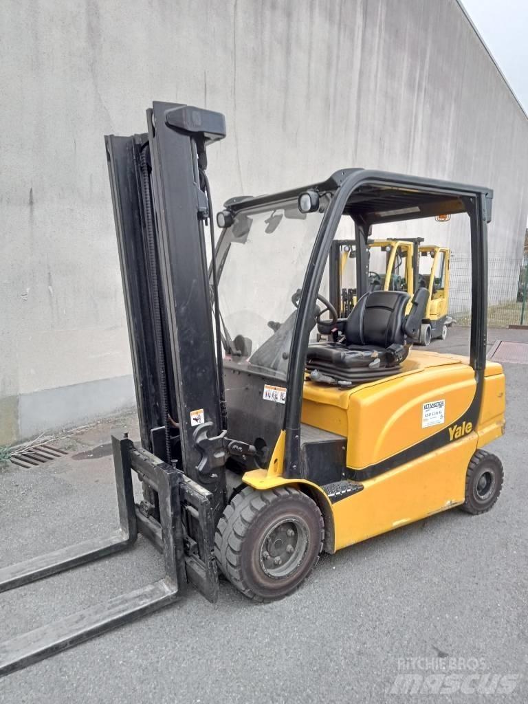 Yale ERP35 Elektrikli forkliftler