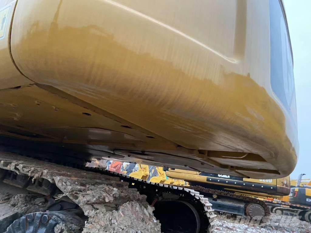 CAT 320 D Paletli ekskavatörler