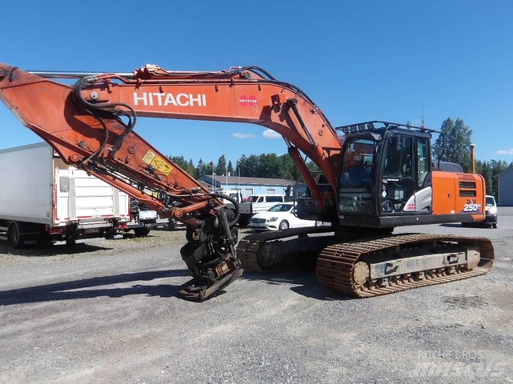 Hitachi ZX 250 LC-6 Paletli ekskavatörler