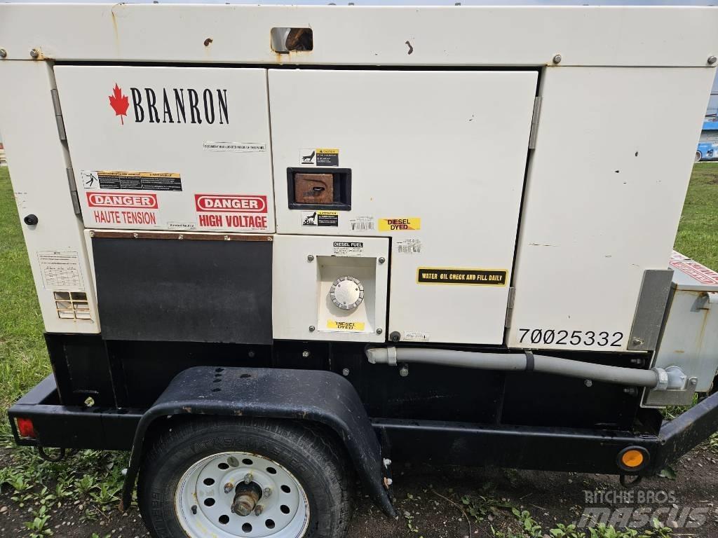 MultiQuip DCA 25 KVA Dizel Jeneratörler