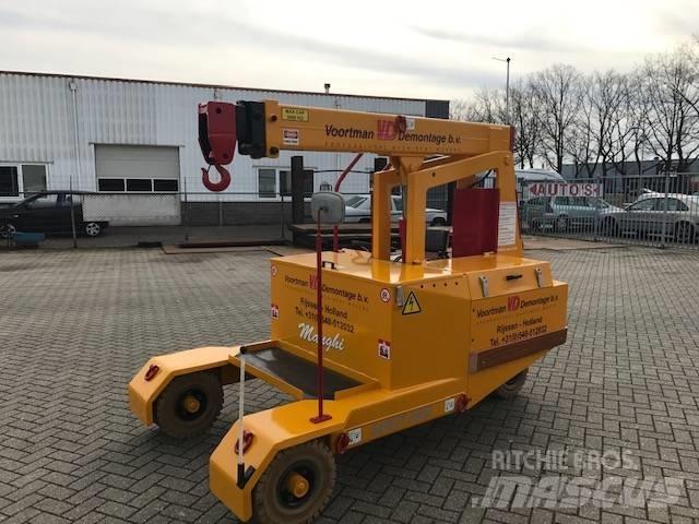 Manghi P25E Mini vinçler