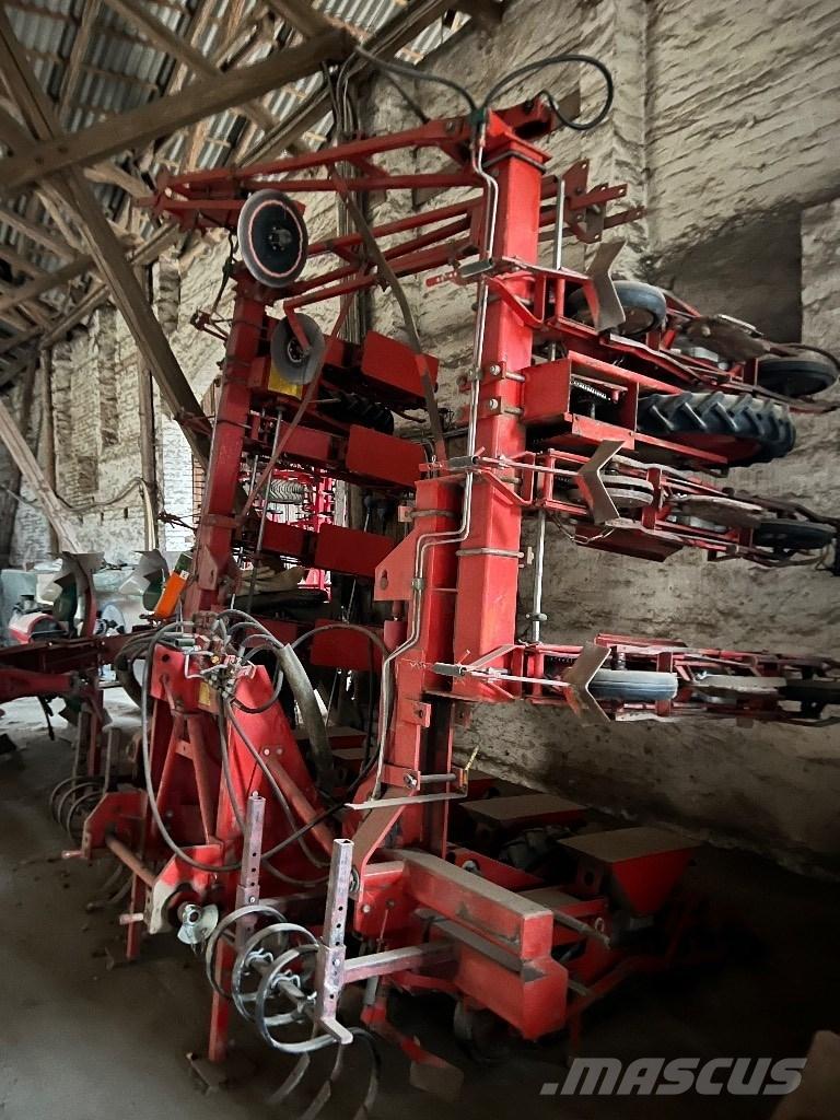 Becker 12 R Hassas ekim makinalari
