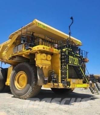 Komatsu 830 E-5 Belden kirma kaya kamyonu